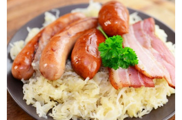 Accord mets & vins : quel vin servir avec une choucroute garnie ?